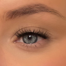 Load image into Gallery viewer, 'Peachy" Lash