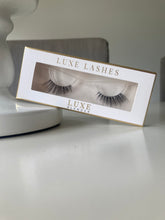 Load image into Gallery viewer, 'Astra' Half Lash