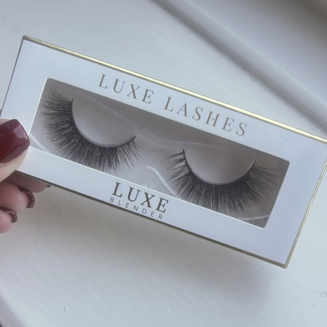 'Honey Bunny' Lash style