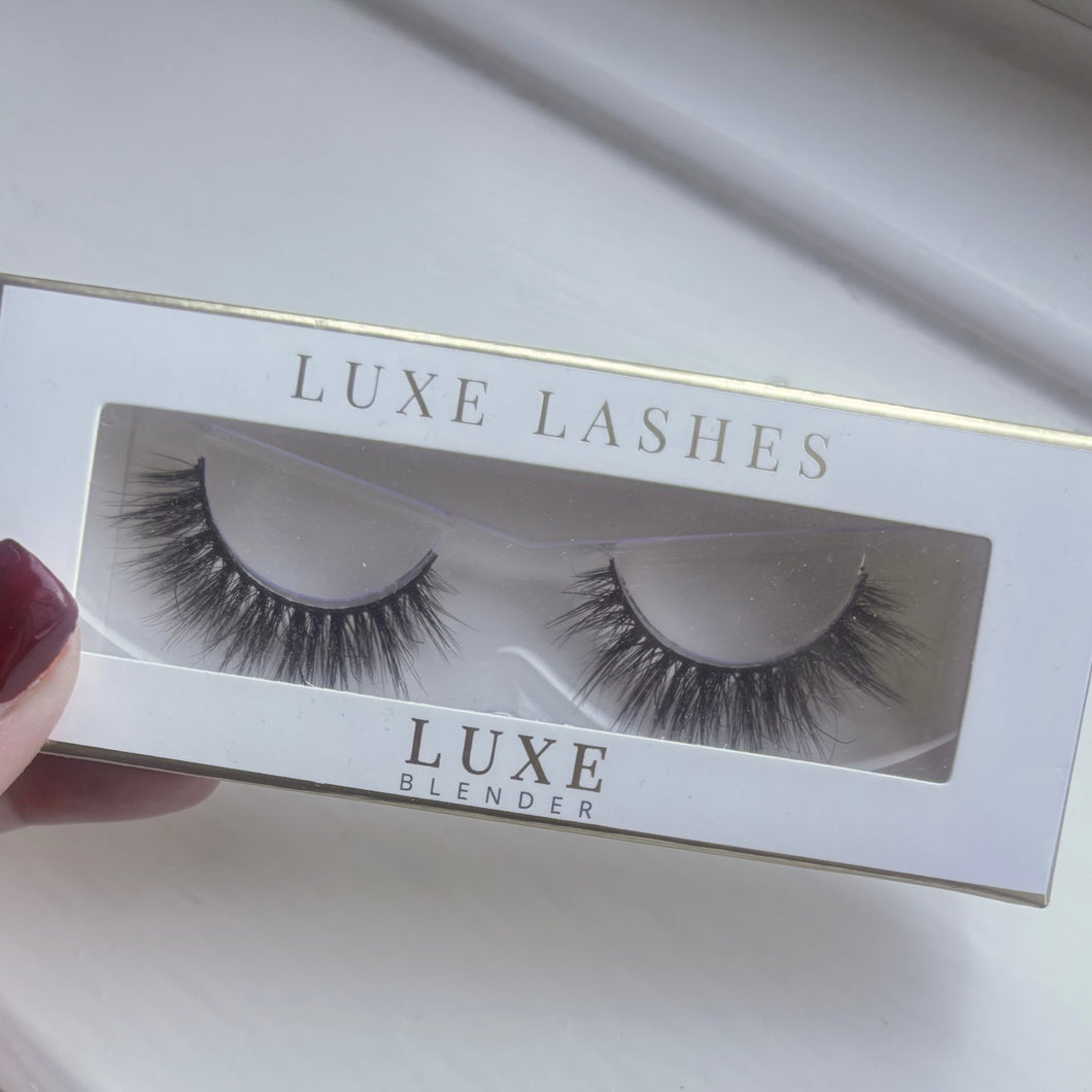 New style 'Flo' lash