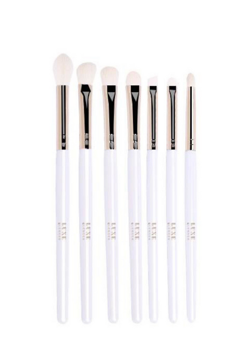 Luxe Blender luxury makeup brushes are vegan and cruelty free. This set of 7 eye brushes are super soft and used and approved by makeup artists.
